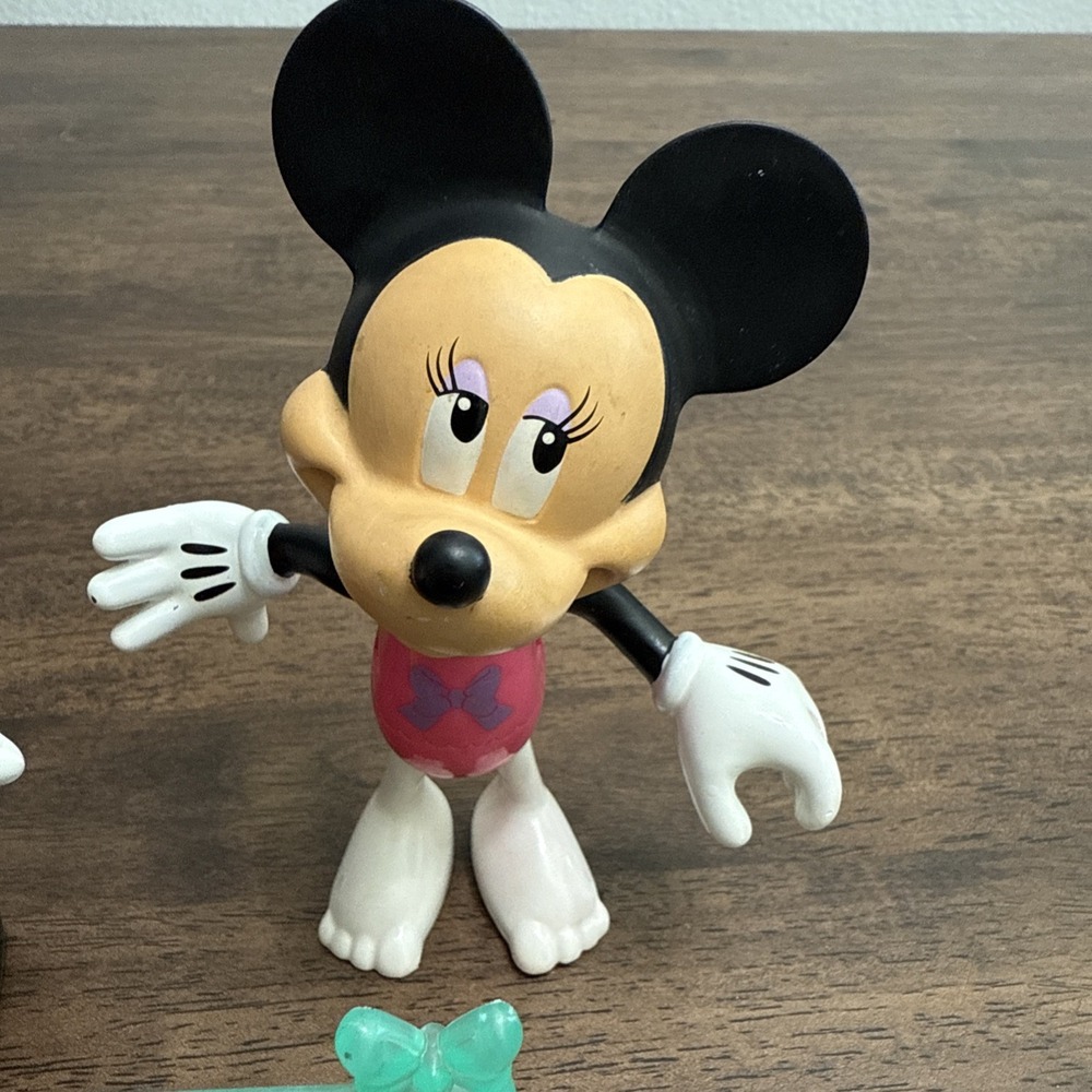 Disney Minnie Mouse's Bowtique Dress Up Dolls Snap N Style Figures Lot - Picture 7 of 7